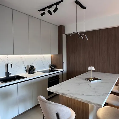 Riverside Aria Lux